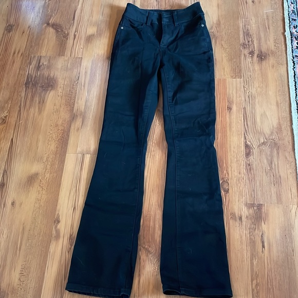 Guess Black Flare Bottom Jeans Size 24 - Picture 5 of 6